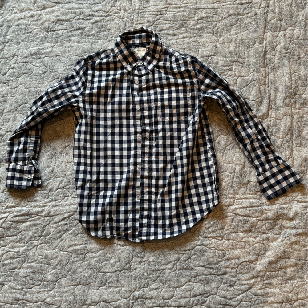 Boys Crewcuts button down shirt. Size 6-7
